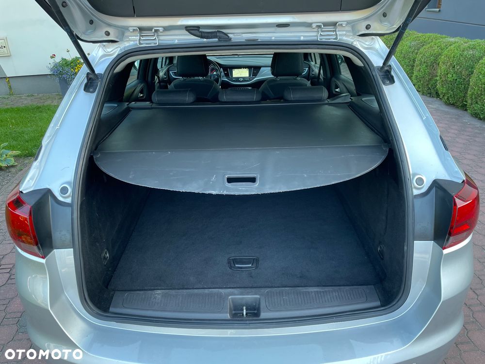 Opel Astra 1.4 T S&S - 9