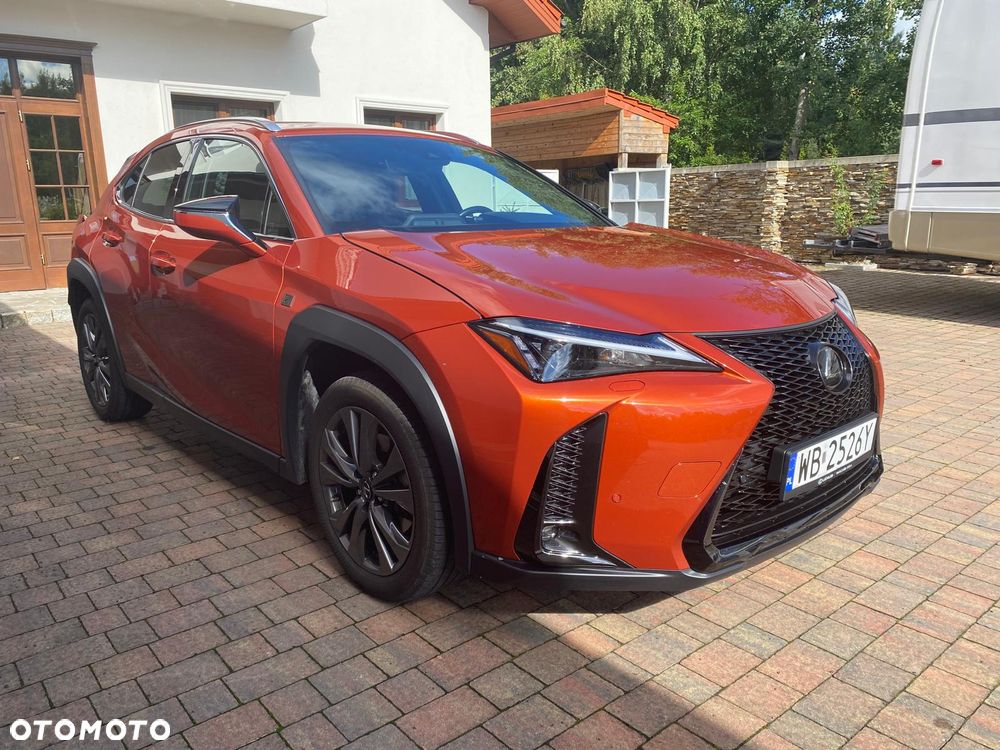 Lexus UX 250h F Sport 2WD - 1