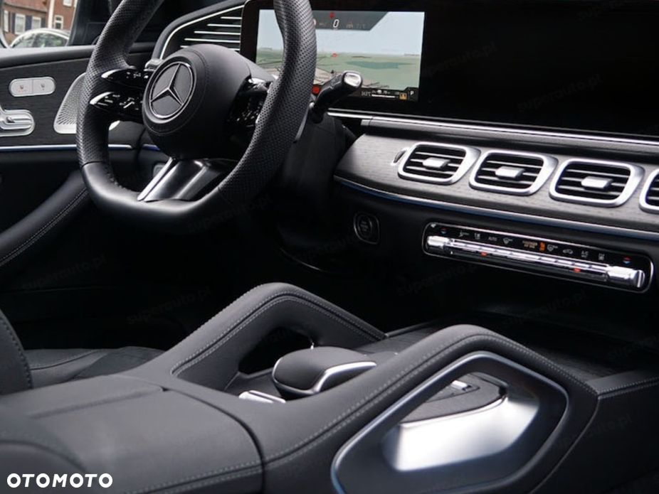 Mercedes-Benz GLE 300 d mHEV 4-Matic AMG Line - 14