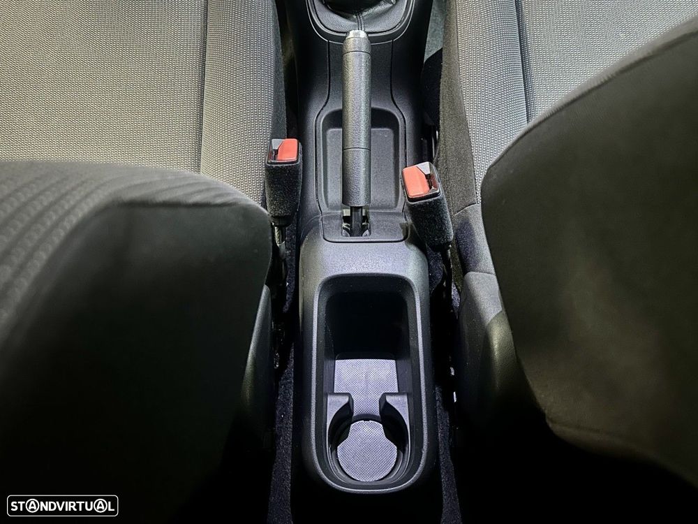 Citroën C3 1.2 PureTech Shine - 28