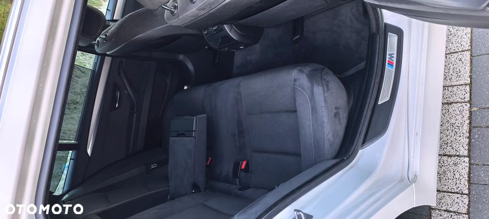 BMW Seria 5 525d xDrive - 22