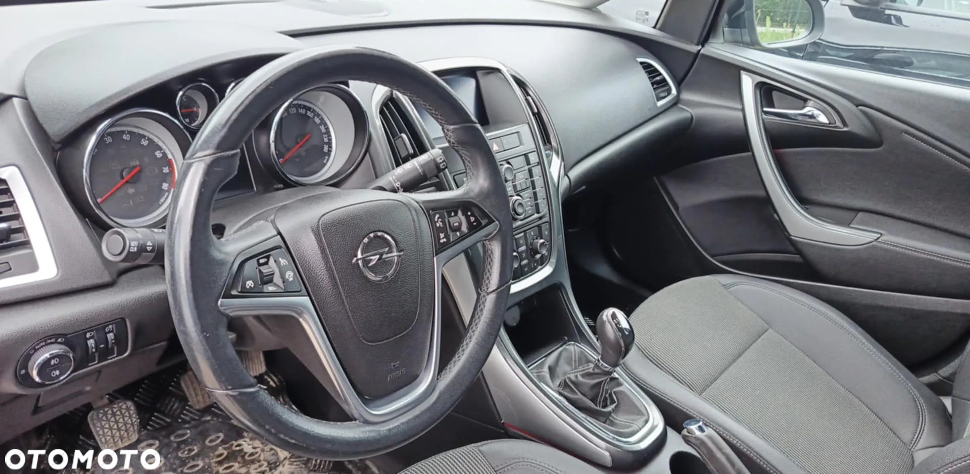 Opel Astra 1.4 Turbo Cosmo - 27