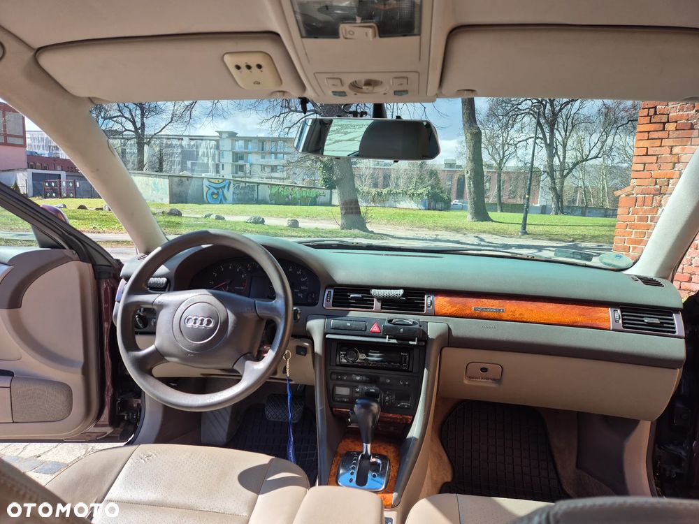 Audi A6 Avant 2.8 30V Quattro - 4