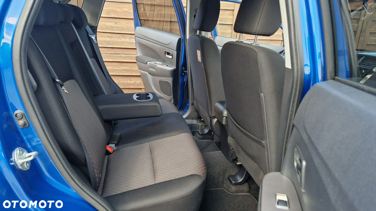 Mitsubishi ASX - 16