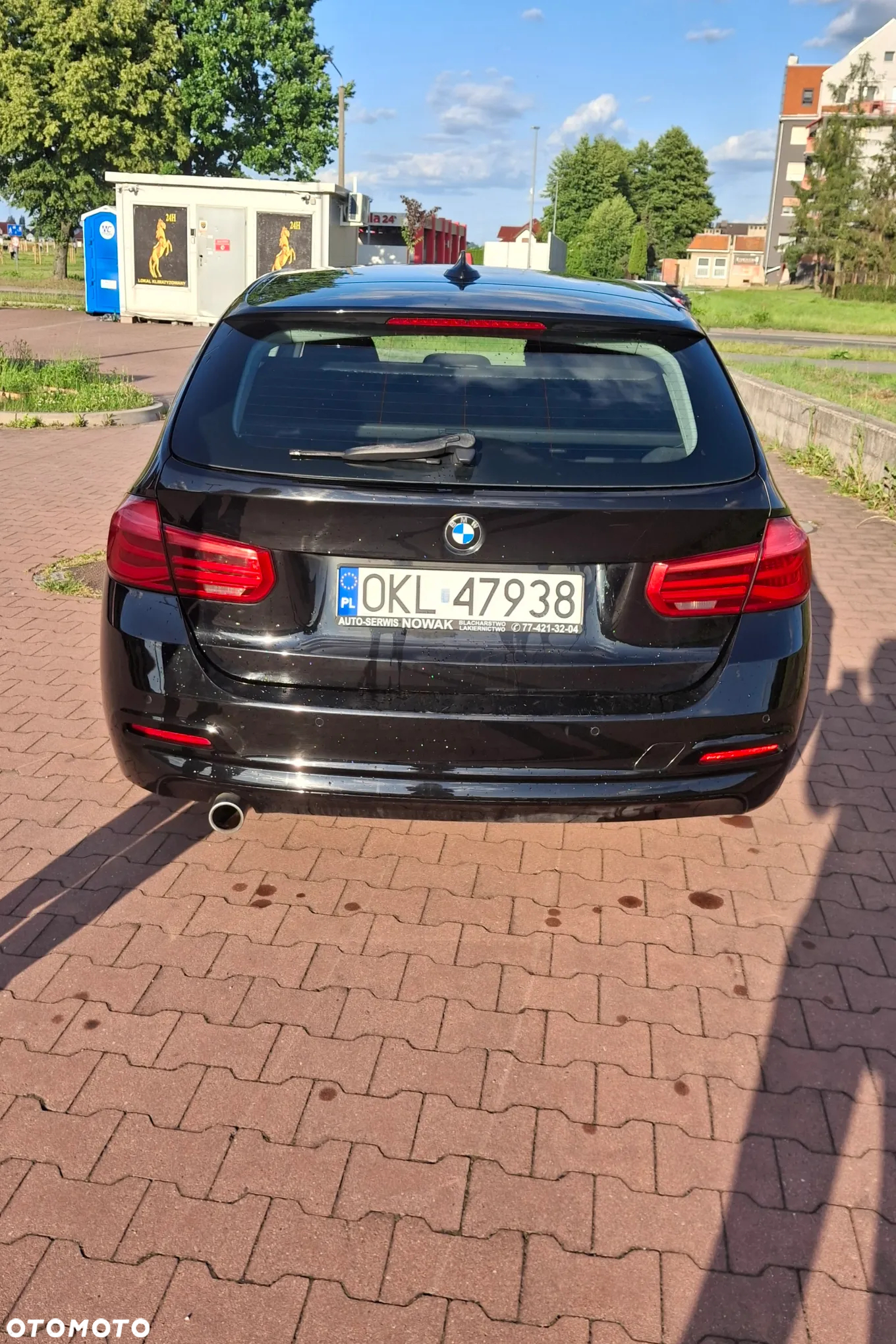 BMW Seria 3 318d - 5