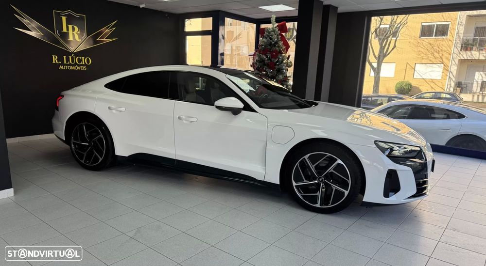 Audi e-tron GT quattro - 12