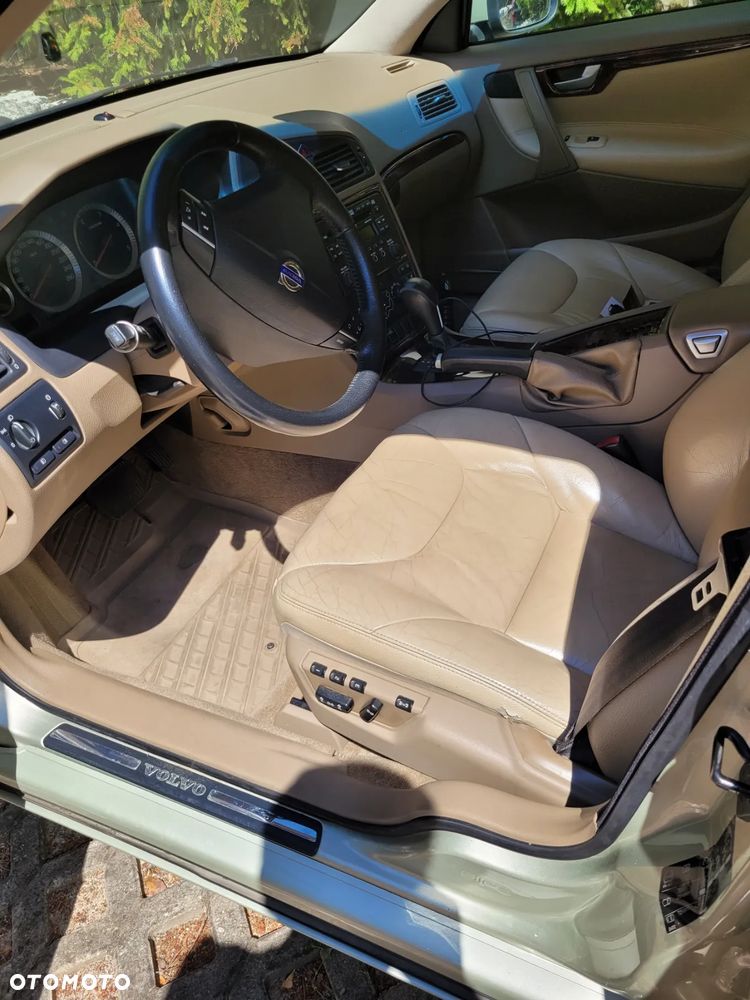Volvo V70 - 10