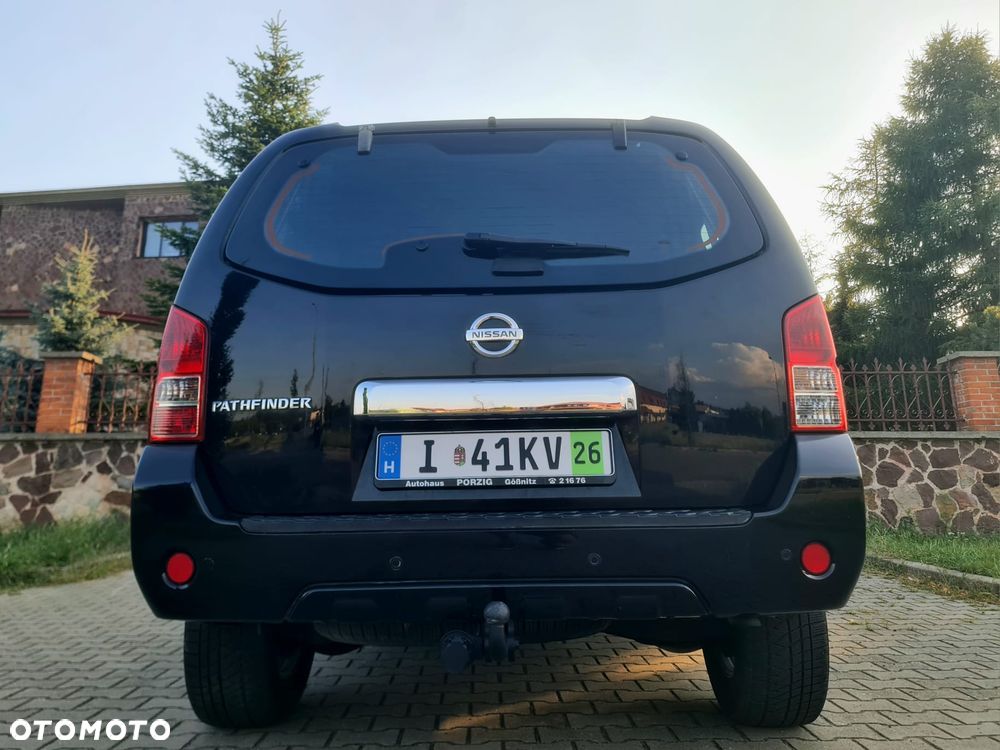 Nissan Pathfinder 2.5 dCi Platinum - 17