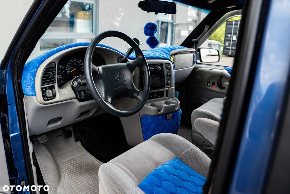 Chevrolet Astro - 13