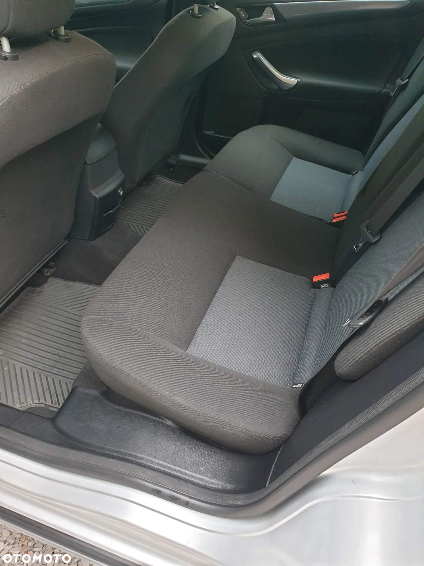 Ford Mondeo 2.0 Silver X - 21