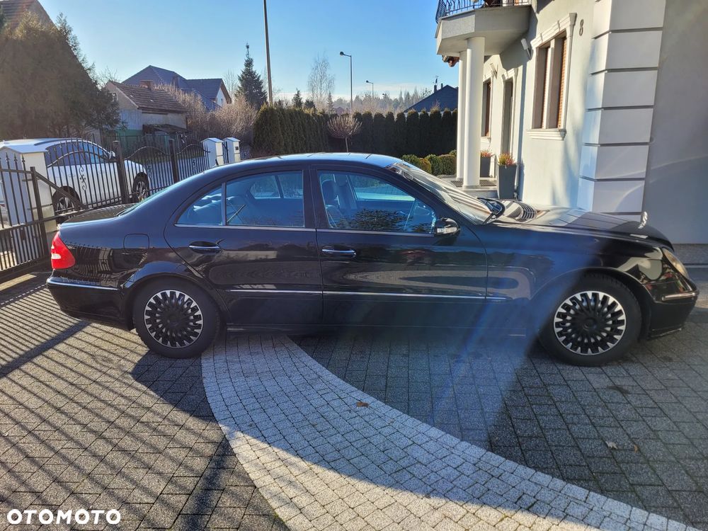Mercedes-Benz Klasa E 200 Kompressor T Avantgarde - 4