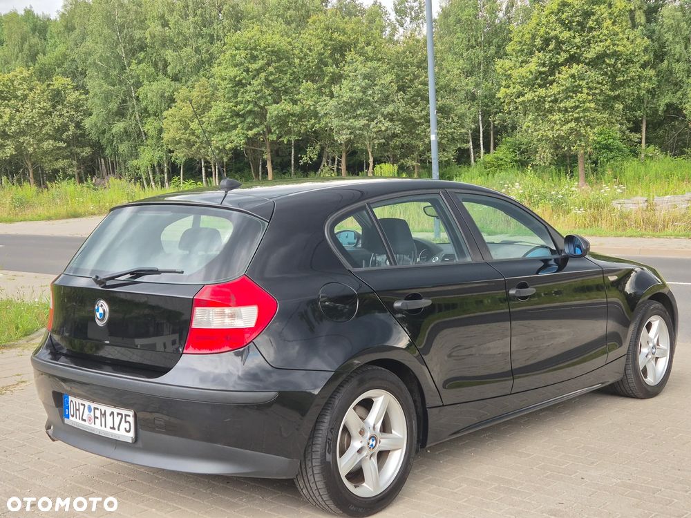 BMW Seria 1 116i - 6