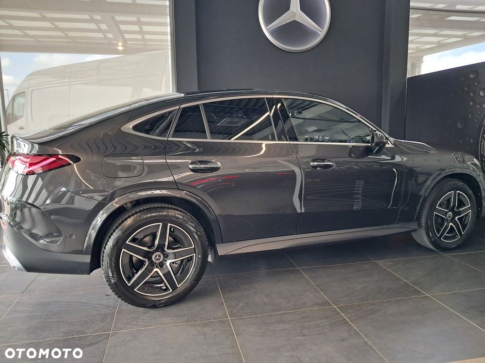 Mercedes-Benz GLC - 24