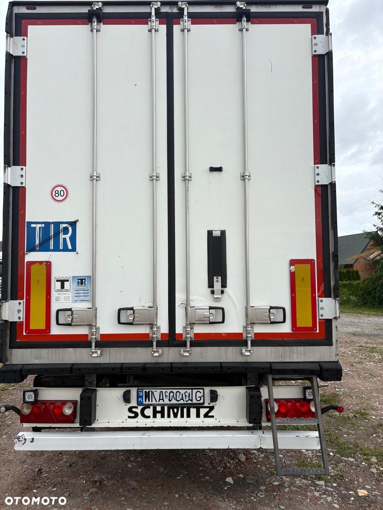 Schmitz Cargobull - 24