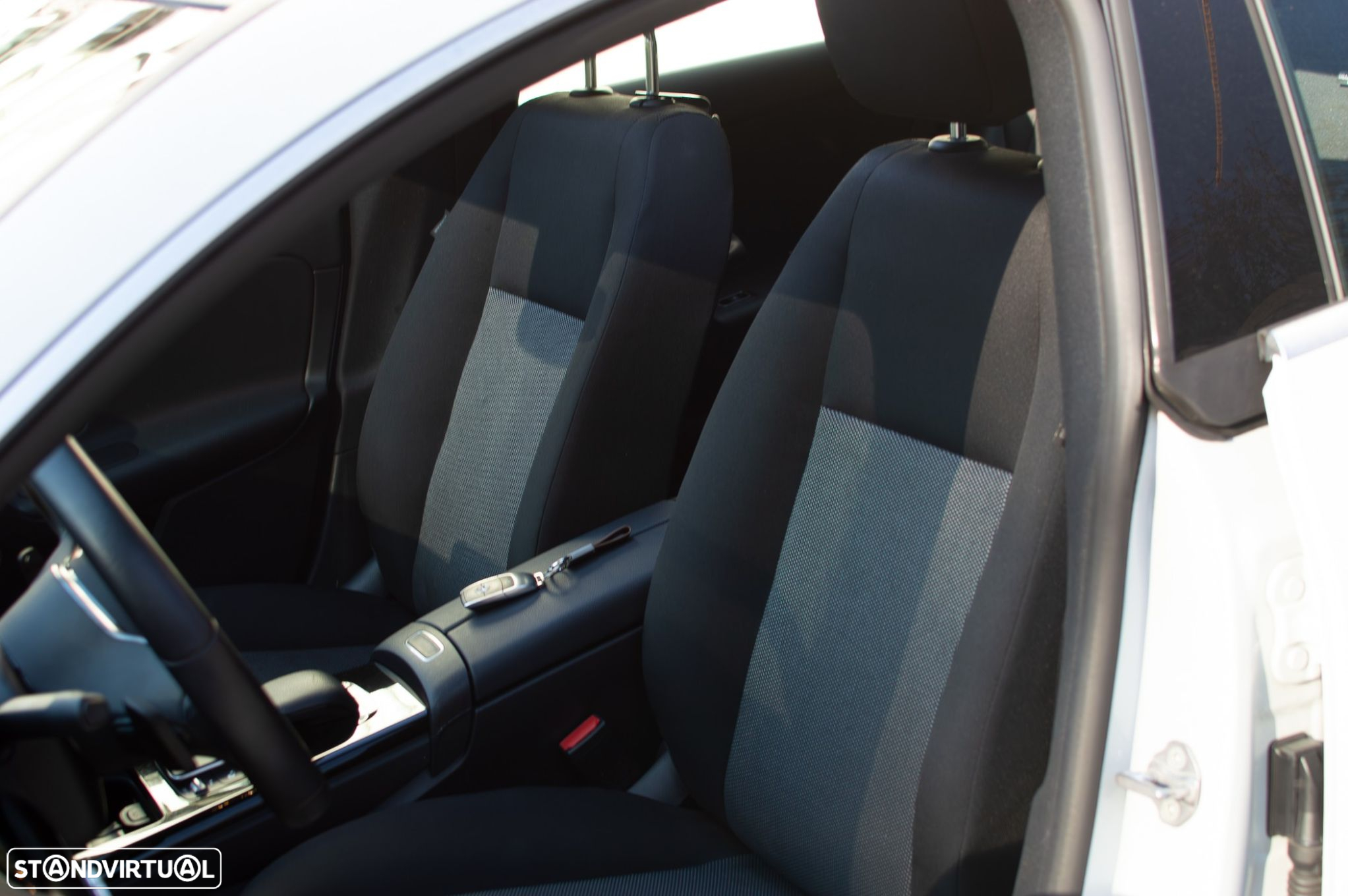 Mercedes-Benz CLA 180 - 31