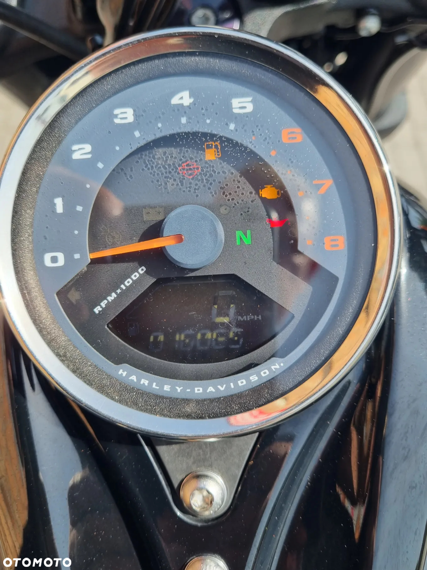 Harley-Davidson Softail Fat Bob - 13