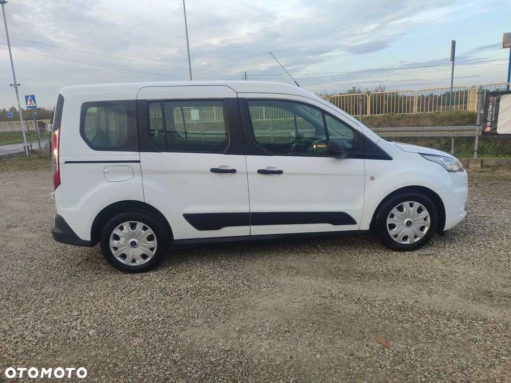 Ford Transit Connect - 9
