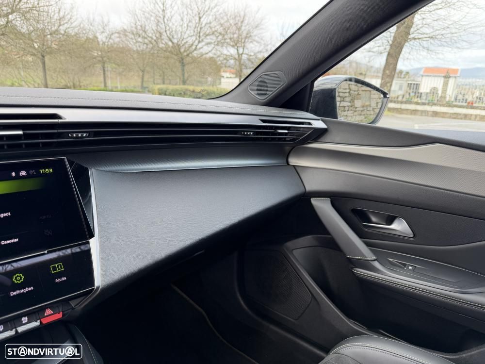 Peugeot 408 1.2 PureTech GT EAT8 - 19