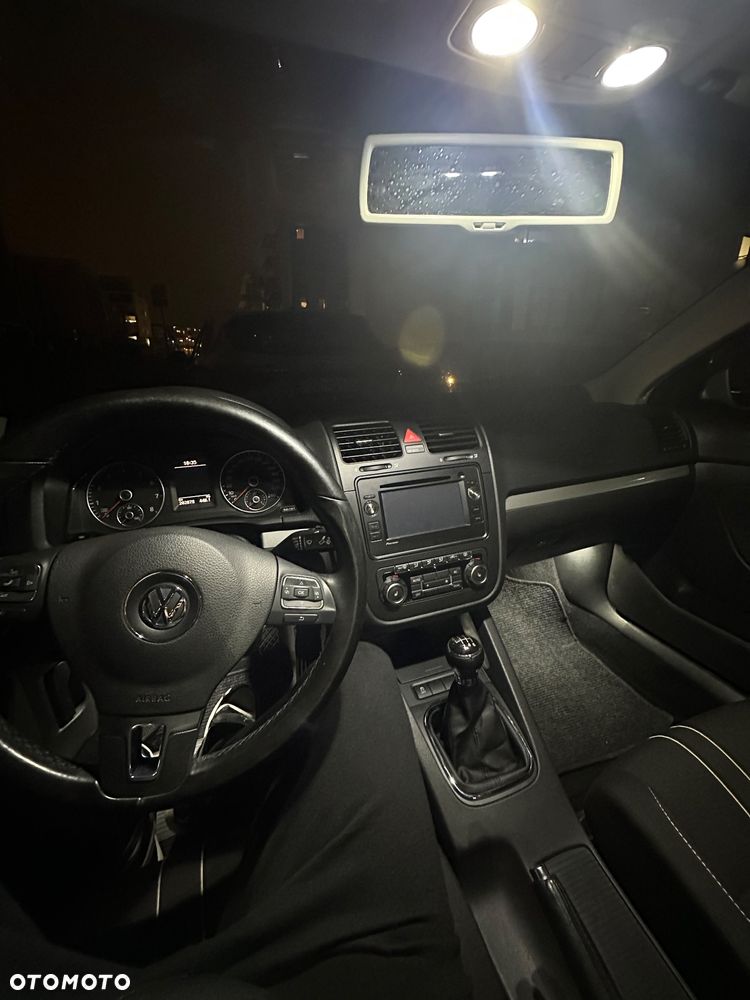 Volkswagen Jetta 1.4 TSI Trendline - 15