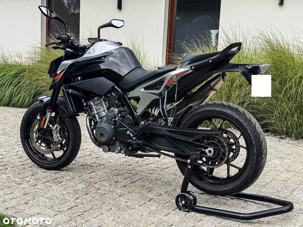 KTM Duke 790 - 17
