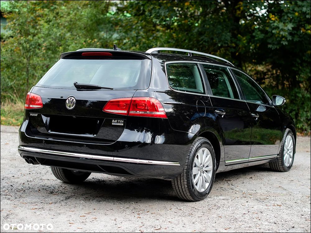 Volkswagen Passat - 14
