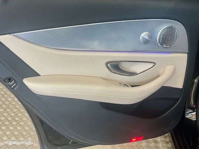 Mercedes-Benz E 300 de Avantgarde - 21
