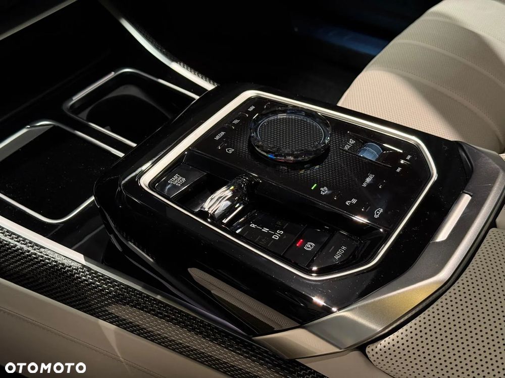 BMW Seria 7 740d xDrive mHEV M Sport sport - 12