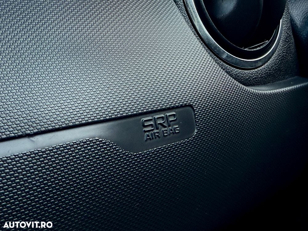 Dacia Duster 1.6 16V 105 4x2 Laureate - 30