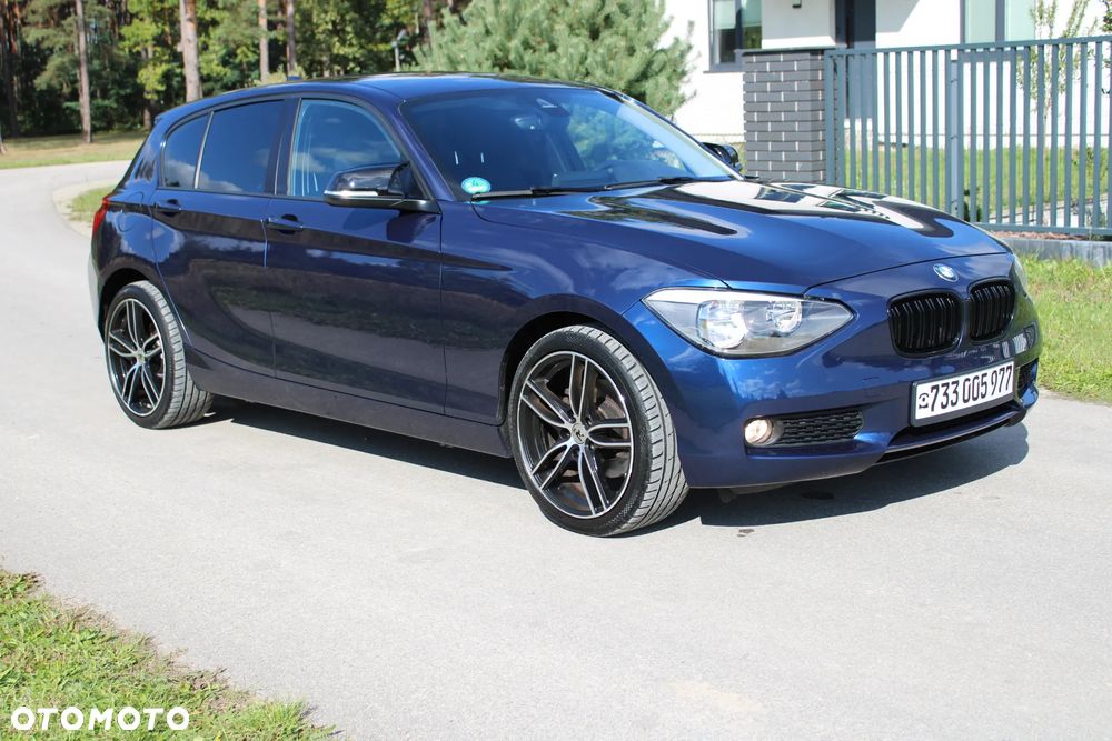BMW Seria 1 120d Sport Line - 10