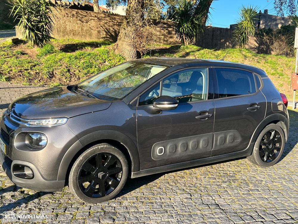 Citroën C3 1.2 PureTech Shine - 3