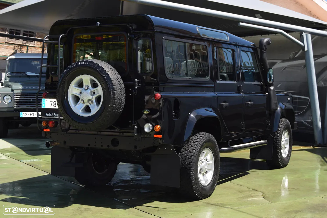Land Rover Defender 110 SW 2.5 Td5 SE - 12