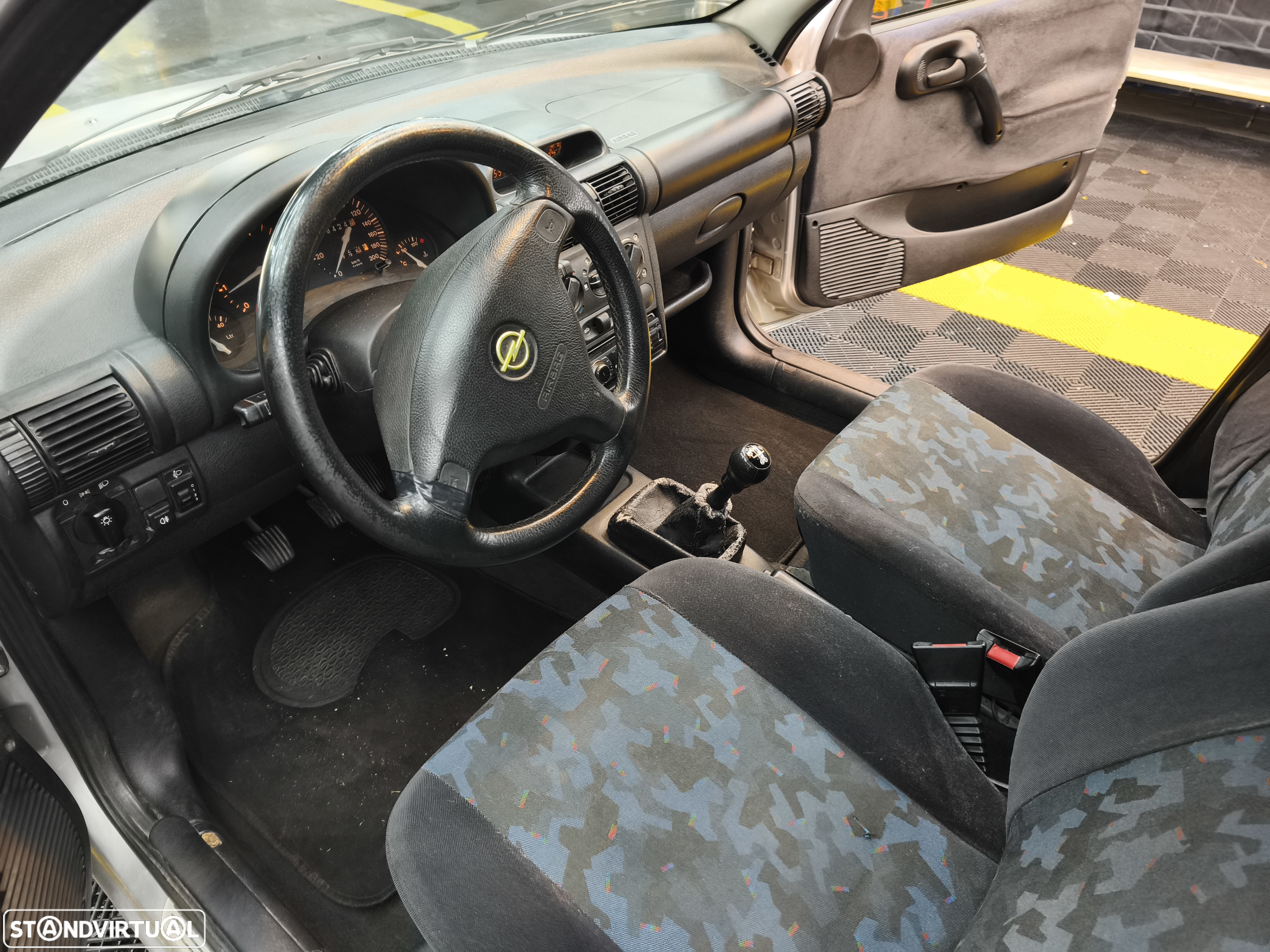 Opel Corsa 1.2 16V 100 - 7