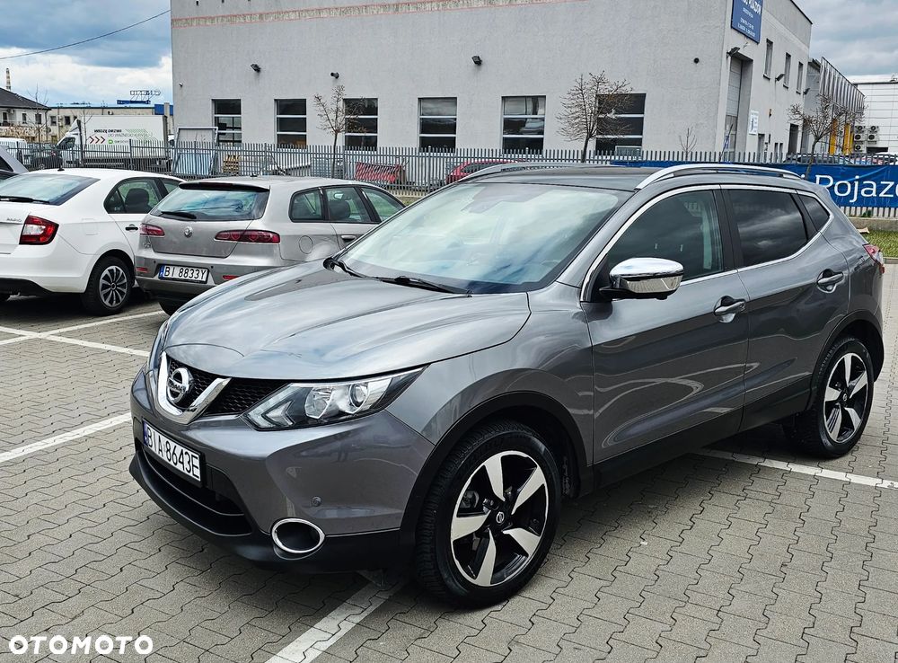 Nissan Qashqai 1.6 DCi Xtronic N-Connecta - 1