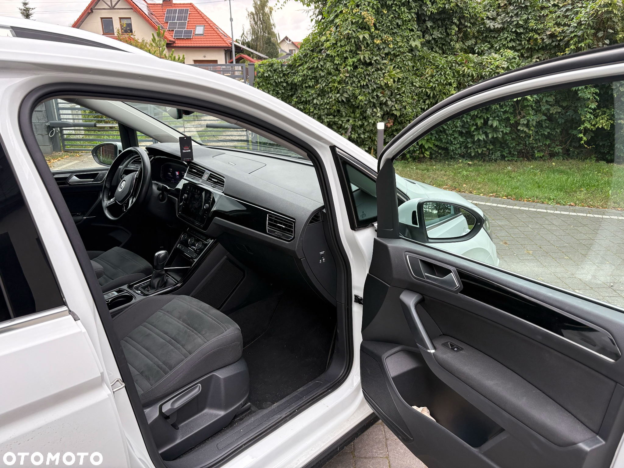 Volkswagen Touran 1.5 TSI EVO Highline DSG - 4