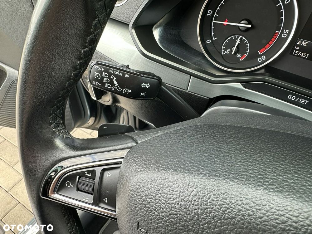 Skoda Superb 2.0 TDI SCR Ambition DSG - 20