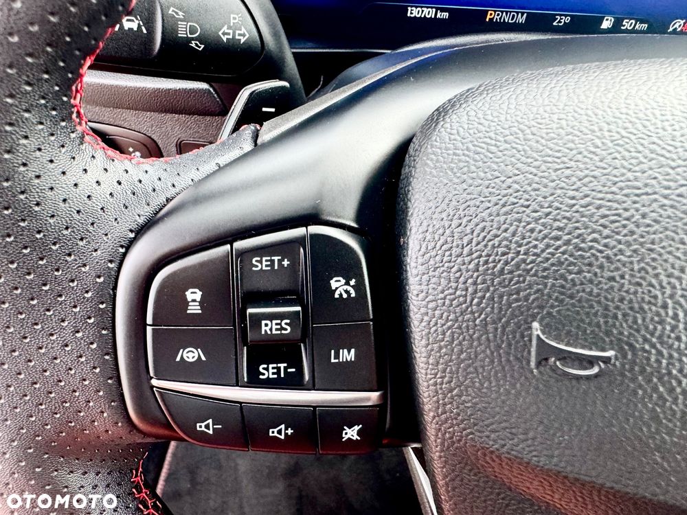 Ford Focus 1.5 EcoBoost Start-Stopp-System ST-LINE X - 39