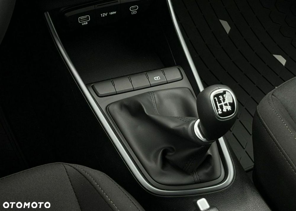 Hyundai i20 - 15