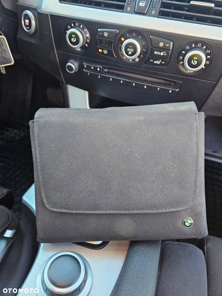 BMW Seria 5 520d Touring - 34