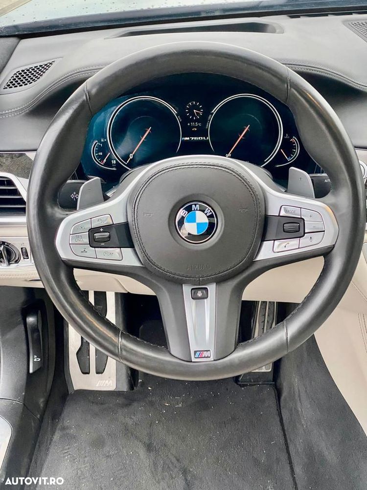 BMW M7 M760Li xDrive - 9