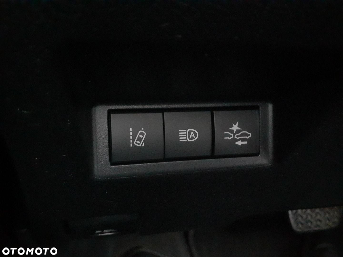 Toyota Yaris 1.5 Premium CVT - 26