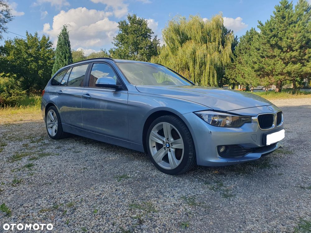 BMW Seria 3 318d - 1