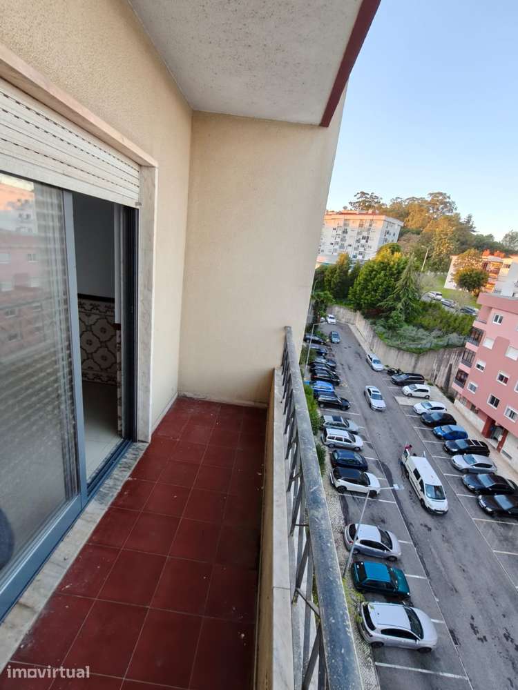 Quartos Para Arrendar em Queluz - Grande imagem: 5/10