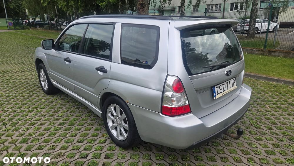 Subaru Forester 2.0 X - 4