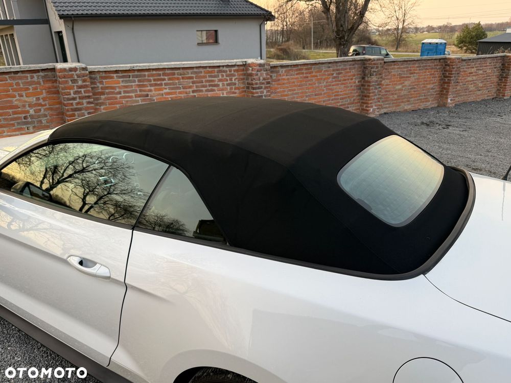 Ford Mustang 3.7 V6 - 22