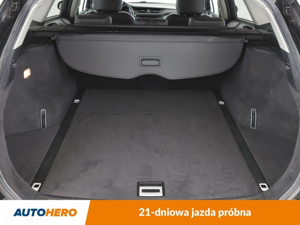 Toyota Avensis 1.8 Prestige - 18