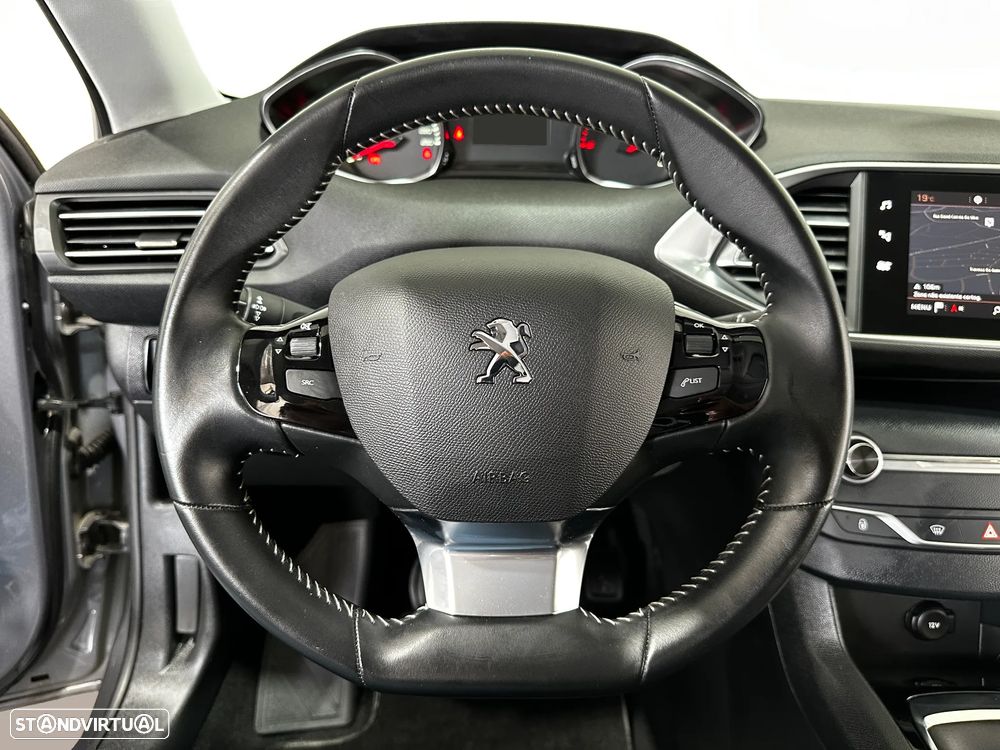 Peugeot 308 SW 1.5 BlueHDi Style - 24