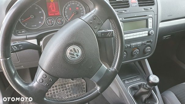 Volkswagen Golf 1.6 United - 13