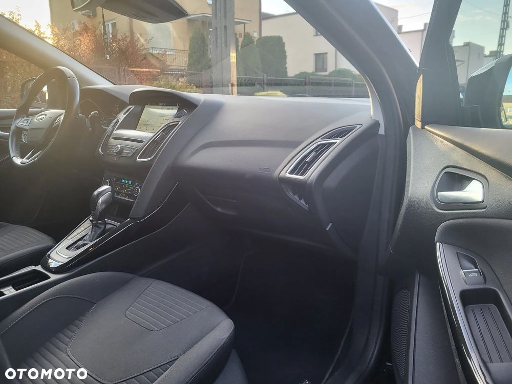 Ford Focus 1.0 EcoBoost Titanium - 15