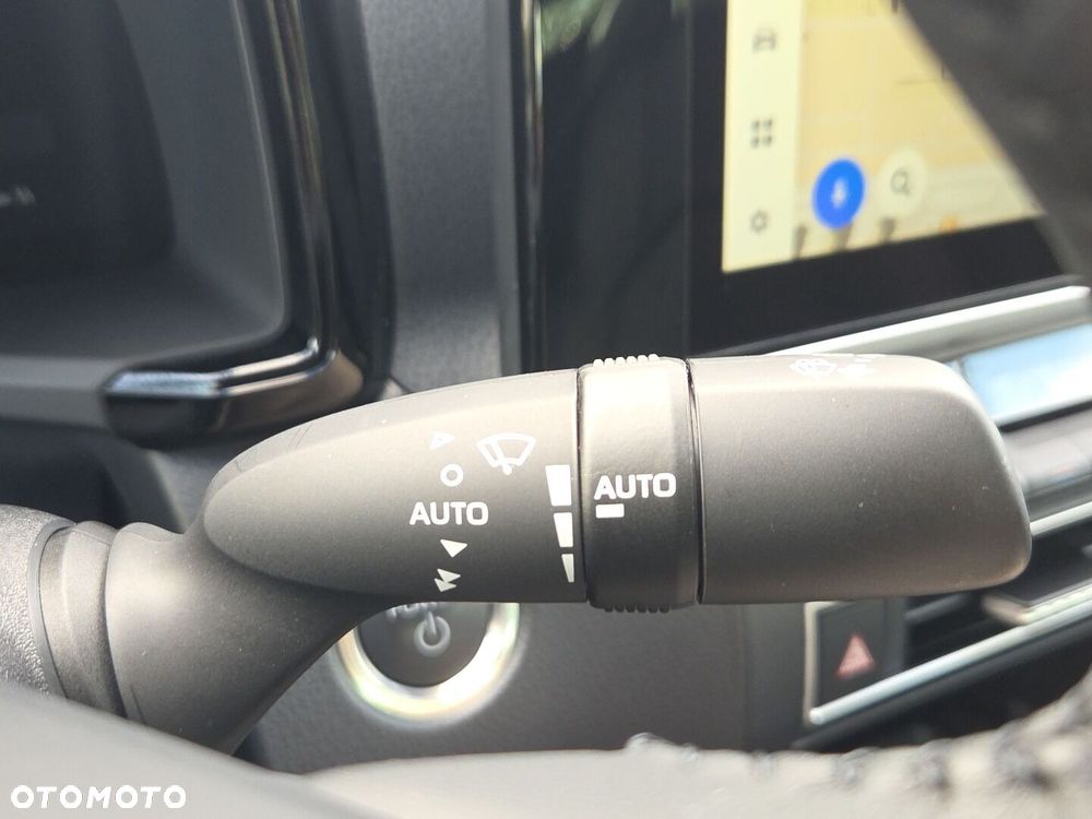 Toyota Camry - 21