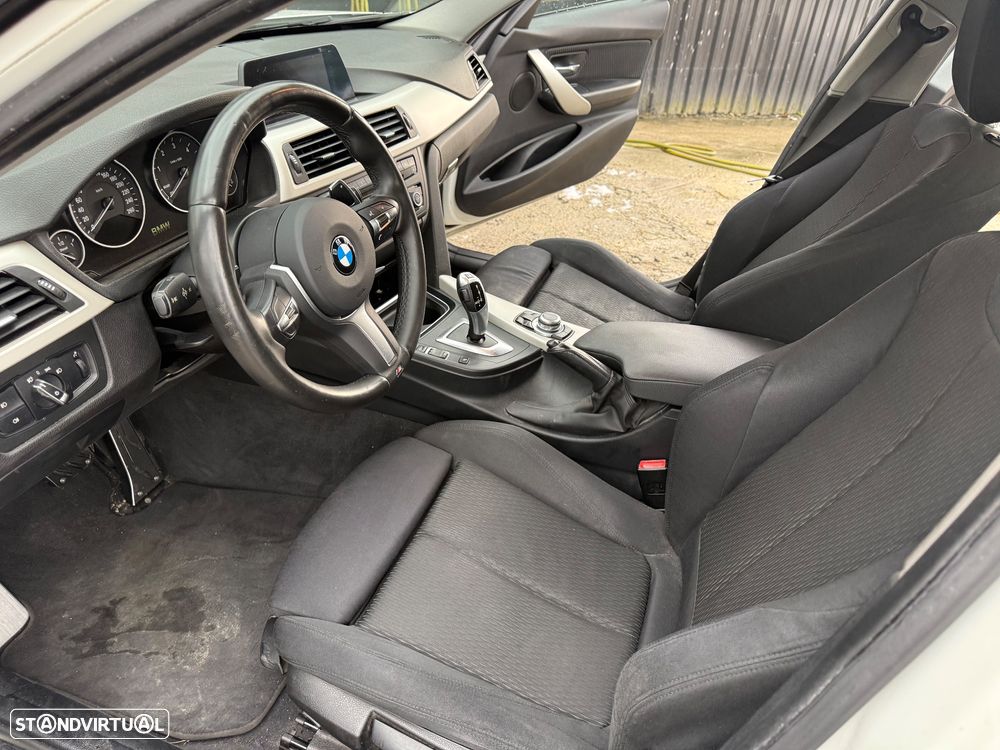 BMW 320 d Auto Pack M - 16